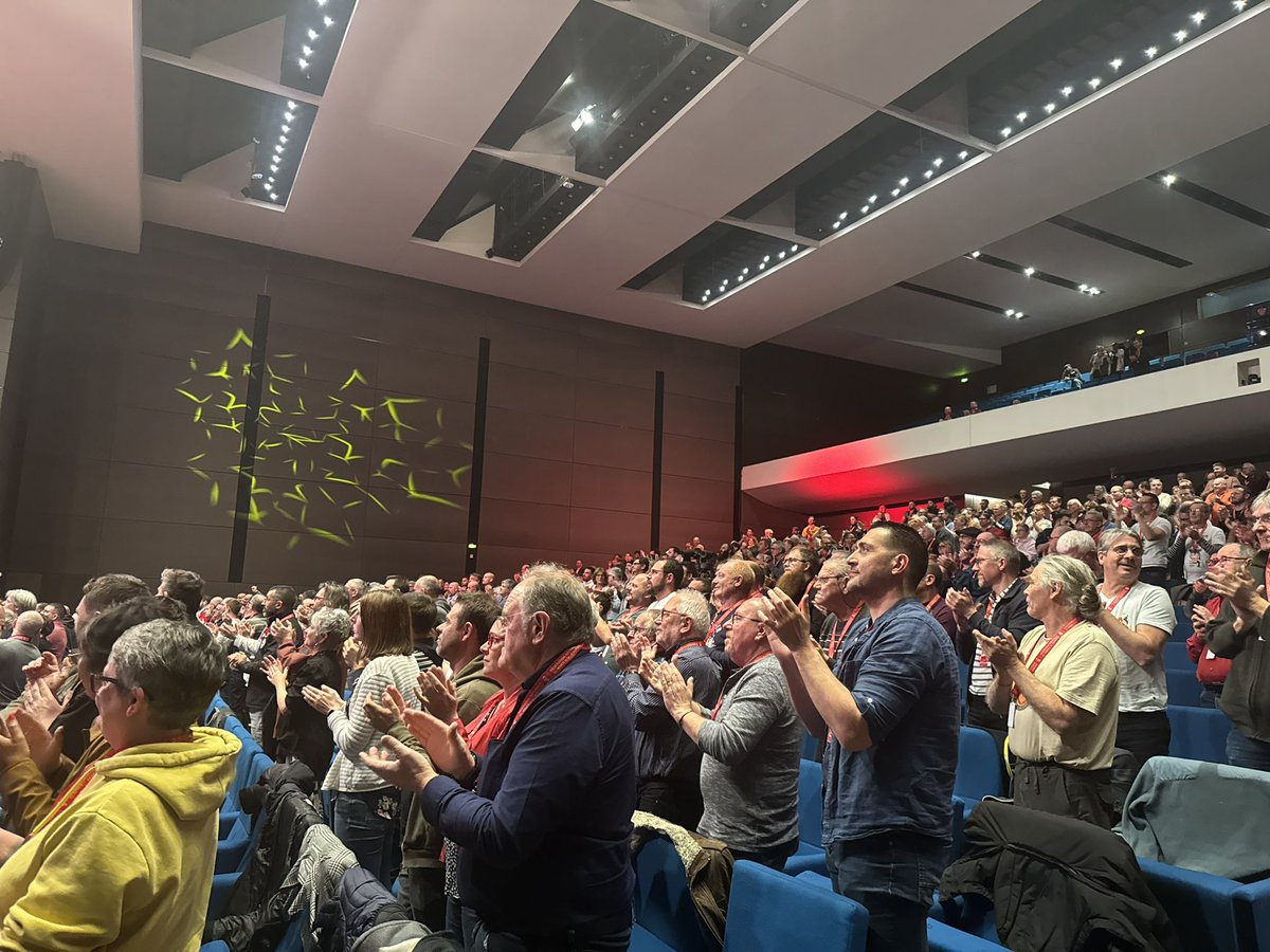 Merci aux gaziers et électriciens pour leur accueil au 8ème congrès de la <a href="/FNMECGT/">FNME-CGT</a>. 
Des débats riches #servicespublics #libertessyndicales #paix et une direction renouvelée.
Bravo à Fabrice Coudour pour son élection comme secrétaire général et pensées amicales à Sébastien.