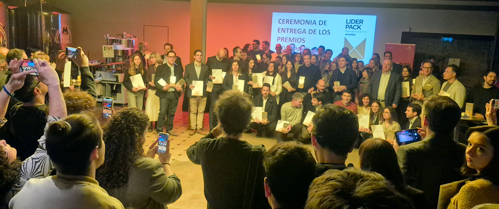 RevistaInfopack's tweet image. Ayer se entregaron los Premios Liderpack en la Fábrica Moritz. El certamen que convoca Graphispack Asociación e Hispack reconoció con los prestigiosos galardones a 45 trabajos de #packaging y #PLV. y 21 proyectos realizados por estudiantes 
👉 PRONTO: infopack.es/es