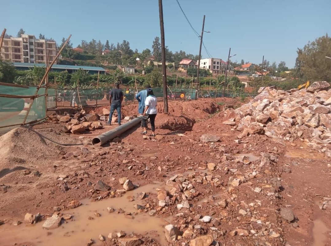 Water and Sanitation Corporation Group |Rwanda (@wasac_rwanda) on Twitter photo Turamenyesha abafatabuguzi bacu batuye <a href="/Gasabo_District/">Gasabo District</a> mu Mirenge ya #Bombogo na #Kinyinya ko kubera iyangirika ry' umuyoboro badafite amazi. Kubera ko imirimo yo gusana isaba kwimura umuyoboro wose, turi gukora ibishoboka byose ngo bitarenze ku Cyumweru tariki 16/03/2025 tube Turamenyesha abafatabuguzi bacu batuye <a href="/Gasabo_District/">Gasabo District</a> mu Mirenge ya #Bombogo na #Kinyinya ko kubera iyangirika ry' umuyoboro badafite amazi. Kubera ko imirimo yo gusana isaba kwimura umuyoboro wose, turi gukora ibishoboka byose ngo bitarenze ku Cyumweru tariki 16/03/2025 tube