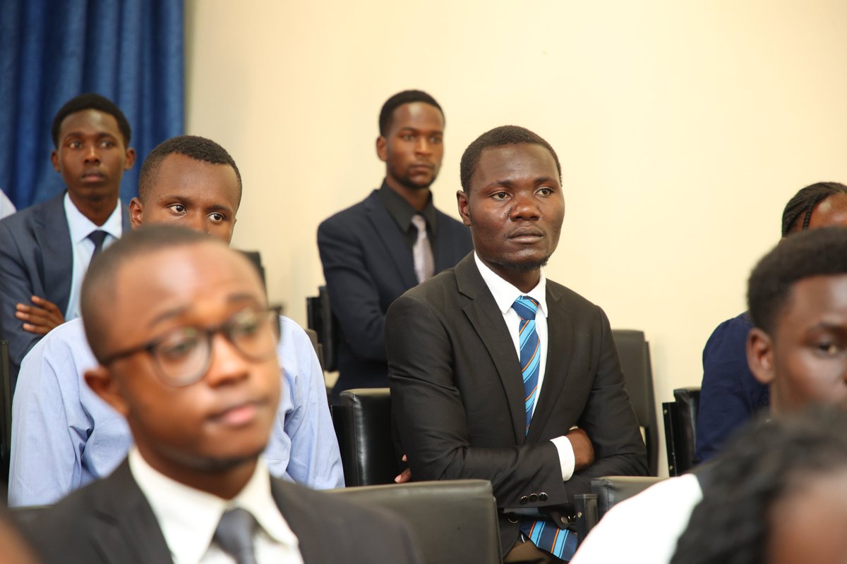 The Judiciary Kenya (@kenyajudiciary) on Twitter photo Justice Isaac Lenaola engaging law students at the University of Embu Moot Court ahead of his public lecture. The public lectures are part of the Supreme Court at 12 commemoration. #SupremeCourtLectureCircuit
<a href="/EmbuUniversity/">Embu University</a> <a href="/THE_SCOK/">THE SUPREME COURT OF KENYA</a> Justice Isaac Lenaola engaging law students at the University of Embu Moot Court ahead of his public lecture. The public lectures are part of the Supreme Court at 12 commemoration. #SupremeCourtLectureCircuit
<a href="/EmbuUniversity/">Embu University</a> <a href="/THE_SCOK/">THE SUPREME COURT OF KENYA</a>
