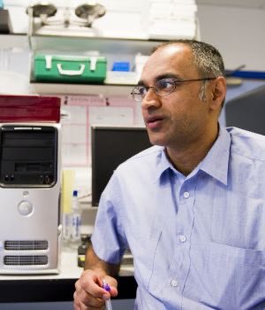 UofG MVLS (@uofgmvls) on Twitter photo HUGE congrats to Naveed Sattar, Professor of Cardiometabolic Medicine, who has been awarded the <a href="/AmDiabetesAssn/">American Diabetes Association</a>’s Edwin Bierman Award to honour his outstanding scientific achievement in the prevention & treatment of macrovascular complications 🎉
More ➡️ gla.ac/4iPrmEP HUGE congrats to Naveed Sattar, Professor of Cardiometabolic Medicine, who has been awarded the <a href="/AmDiabetesAssn/">American Diabetes Association</a>’s Edwin Bierman Award to honour his outstanding scientific achievement in the prevention & treatment of macrovascular complications 🎉
More ➡️ gla.ac/4iPrmEP
