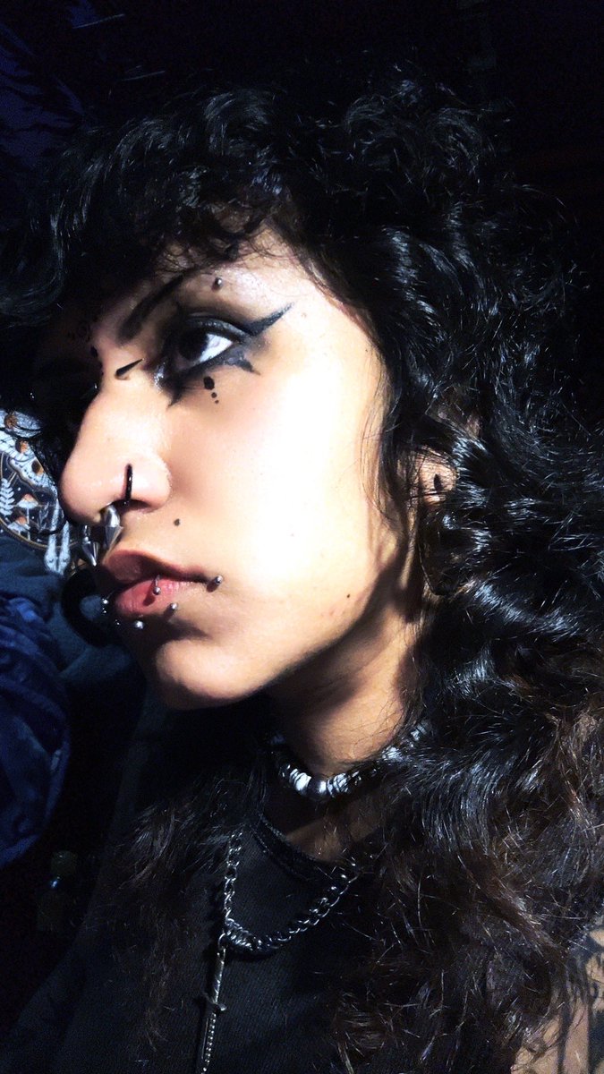 I <3 my side profile