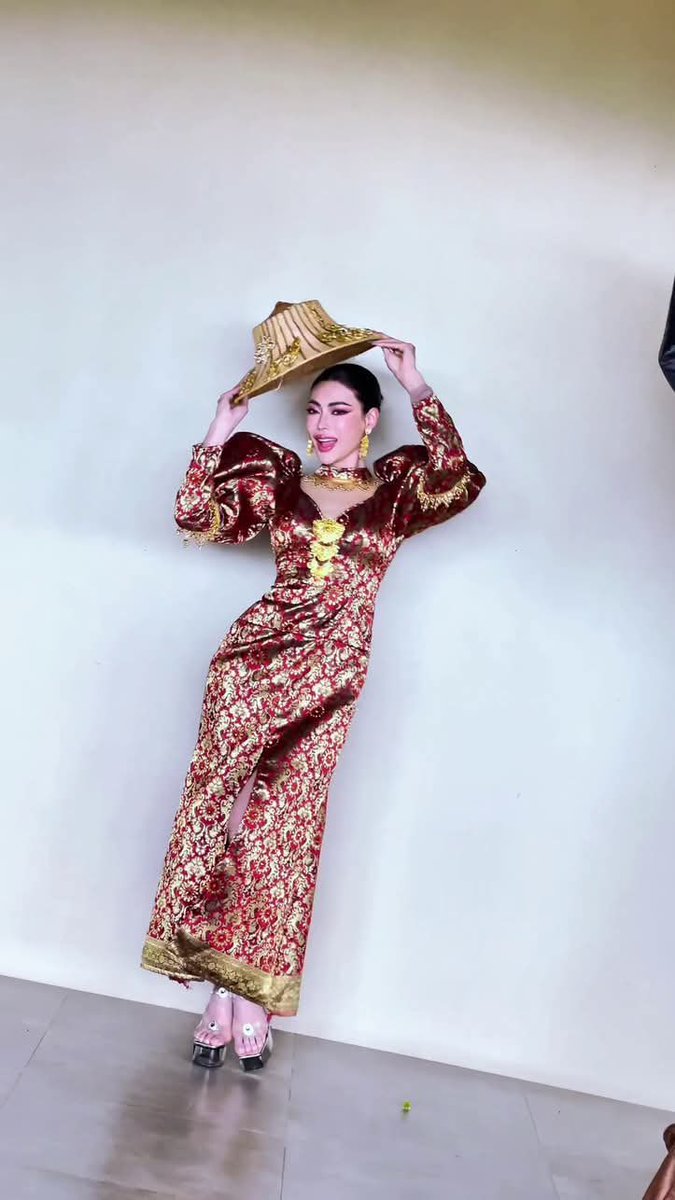 puplinglink's tweet photo. ตะโกนว่าสวยมาากกกกกค้าาา❤️❤️❤️
GOTCHABELL PARADE FASHION 
#ParadeSongkhlaxGotchaBell https://t.co/guTNdPKJIs