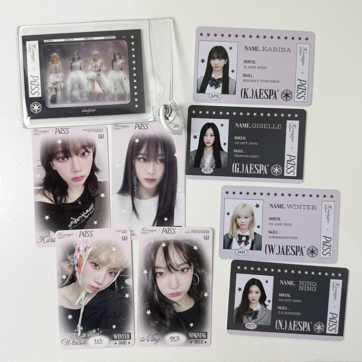 aiyunnnnnnnn's tweet image. ˖˚ ꔫ 2025 aespa LIVE TOUR-SYNK:PARALLEL LINE-ENCORE GIVEAWAY 에스파 나눔 ♡․⁺
🗝₊˚ 일시 : 3/16
🗝₊˚ 수량 : 철제케이스 포함 27개 / 철제케이스 미포함 23개 총 50개 선착순
🗝₊˚ 장소 : 콘서트 당일 타래 공지
🗝₊˚ 조건 : 공연 티켓 or 버블 100일 이상
#aespa #에스파