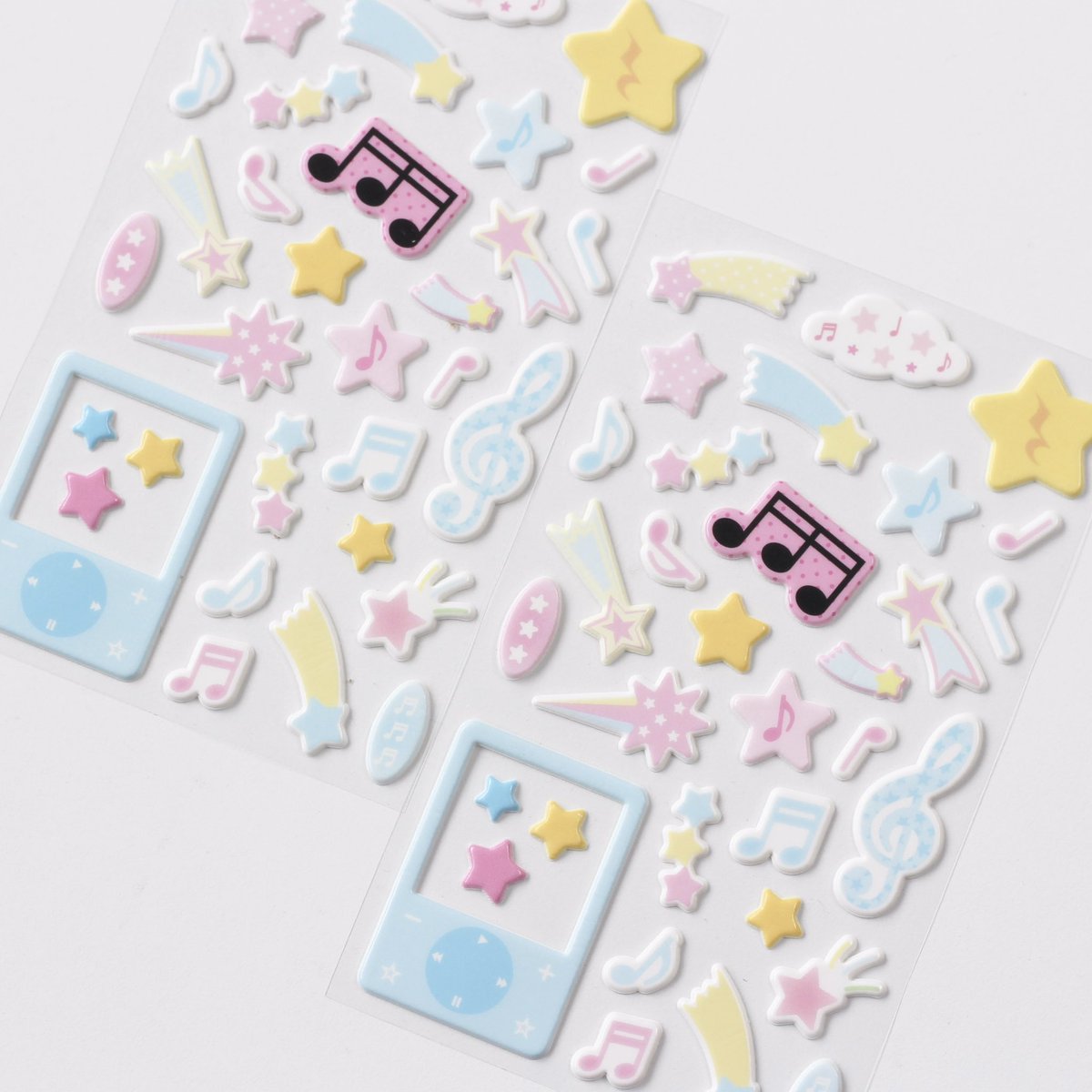 <a href="/LovecrescentO/">러브크레센트💗</a> <a href="/polticker_/">polticker</a> 보자마자 라떼시절 문방구 스티커가 떠오르는 추억의 재질도 준비했읍니다😎
ㄱi억 나ㅅㅣㄴr요...☆ 말캉하고 폭신하고 보들보들하던 바로 그 스티커들이...!
이름도 귀여운 마시멜로 스티커🐰