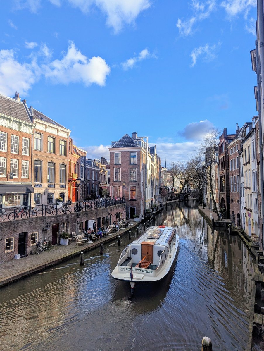 GeorgiaMelodie's tweet photo. A great kick off in Utrecht to my role within the new #HorizonEU #Past2Future project, working towards fully palaeo-informed future climate projections. 
I've joined @durham_uni as a research associate to focus on Arctic and Antarctic sea ice reconstructions. https://t.co/YbRjuXsoSw