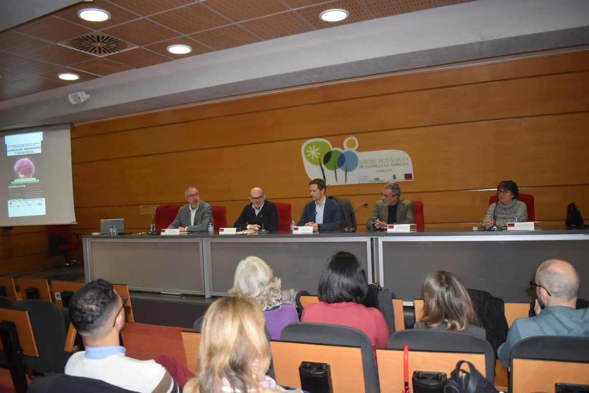 🧠‼️Nos sumamos a la conmemoración de la V #SemanaInternacional del #Cerebro con la participación de nuestro diputado de #Salud, Fº García, en la jornada 👉🏻‘La magia del #pensamiento y sus #secretos’, subrayando la importancia de la #investigacióncientífica y la #divulgación 🙌🏻.