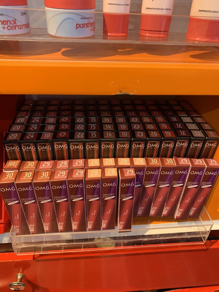 PROMO BAZAR OMG @ Queen city mall
OMG lipcream all shade bundling beli 3 cuma 45.000

OMG cushion 49.000
OMG 2waycake 17.500
OMG Liquid Foundation 15.000
Glassy liptint 17.500
Lipgloss OMG 17.000
OMG mascada 22.500
OMG eyebrow 19.000
LIPCREAM OMG 17.000

BISA COD AREA SEMARANG