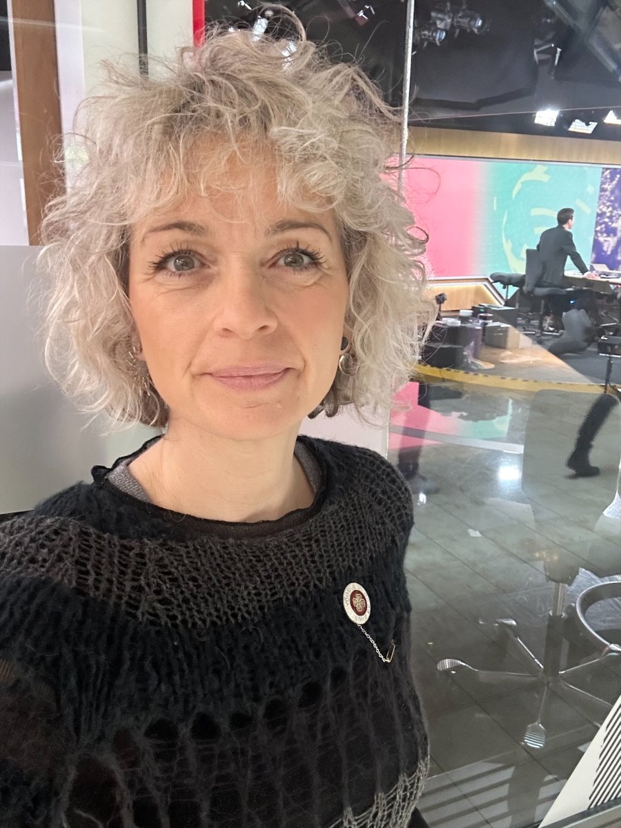 Dansk Sygeplejeråd (@sygeplejeraadet) on Twitter photo Gode nyheder: Operationstiderne er tilbage på niveauet før corona! 📉 Indsatsen med rekruttering og fastholdelse af sygeplejersker virker. Men vi er ikke i mål – for der er stadig travlt på sygehusene. Sådan lød det fra <a href="/dbdanbjorg/">Dorthe Boe Danbjørg</a> , da hun i dag var på TV 2 News #sundpol #dkpol Gode nyheder: Operationstiderne er tilbage på niveauet før corona! 📉 Indsatsen med rekruttering og fastholdelse af sygeplejersker virker. Men vi er ikke i mål – for der er stadig travlt på sygehusene. Sådan lød det fra <a href="/dbdanbjorg/">Dorthe Boe Danbjørg</a> , da hun i dag var på TV 2 News #sundpol #dkpol