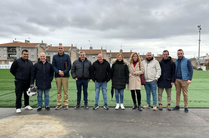 CanalTerrassa's tweet image. ⚽️| Nou camp i més seguretat al futbol de #LesArenes

👁‍🗨Se'n retirarà la gespa antiga, es revisarà l’anivellament i es repararan desperfectes abans d'instal·lar la gespa artificial terrassadigital.cat/nou-camp-i-mes… #Terrassa #esportstrs
