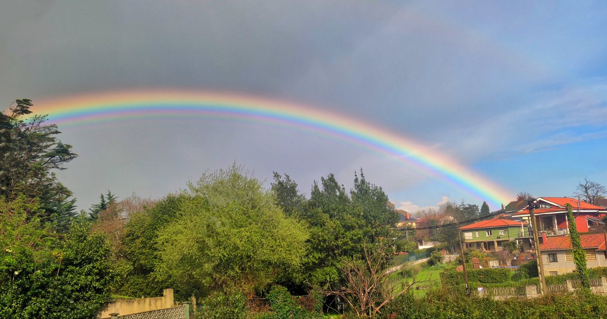 Joaquin Caamaño (@j_caamano) on Twitter photo Arco iris mañanero con 8°c. y chubascos intermitentes por los cielos de Somió.
<a href="/AEMET_Asturias/">AEMET_Asturias</a>
<a href="/eltiempotpa/">El tiempo TPA</a> <a href="/ElTiempoA3/">El Tiempo de Antena 3</a> <a href="/aquilatierratve/">Aquí la Tierra</a> Arco iris mañanero con 8°c. y chubascos intermitentes por los cielos de Somió.
<a href="/AEMET_Asturias/">AEMET_Asturias</a>
<a href="/eltiempotpa/">El tiempo TPA</a> <a href="/ElTiempoA3/">El Tiempo de Antena 3</a> <a href="/aquilatierratve/">Aquí la Tierra</a>
