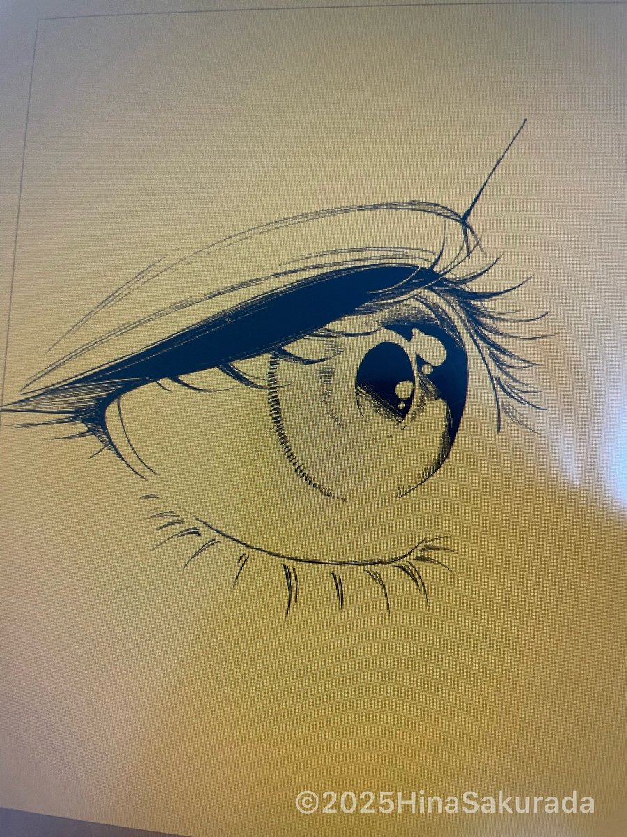 久しぶりにSNSを開いたのでもう一つ投稿。まつ毛は美しく描きたい…！👁️ 漫画を描いていると気付けば1日があっという間に終わってしまう。でも、今が一番楽しい。