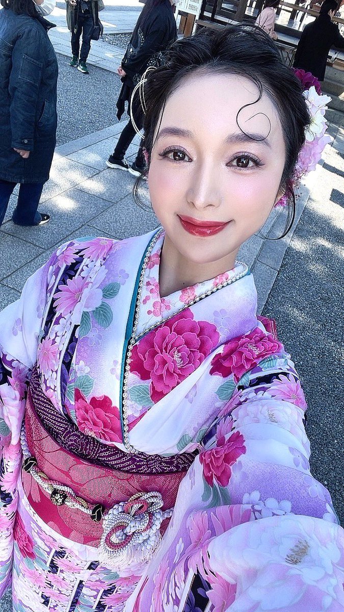 milly_chappy's tweet photo. 振袖撮影in京都👘🩷

#着物撮影
#撮影モデル
#振袖
#アップヘア https://t.co/J6js8ikI6z