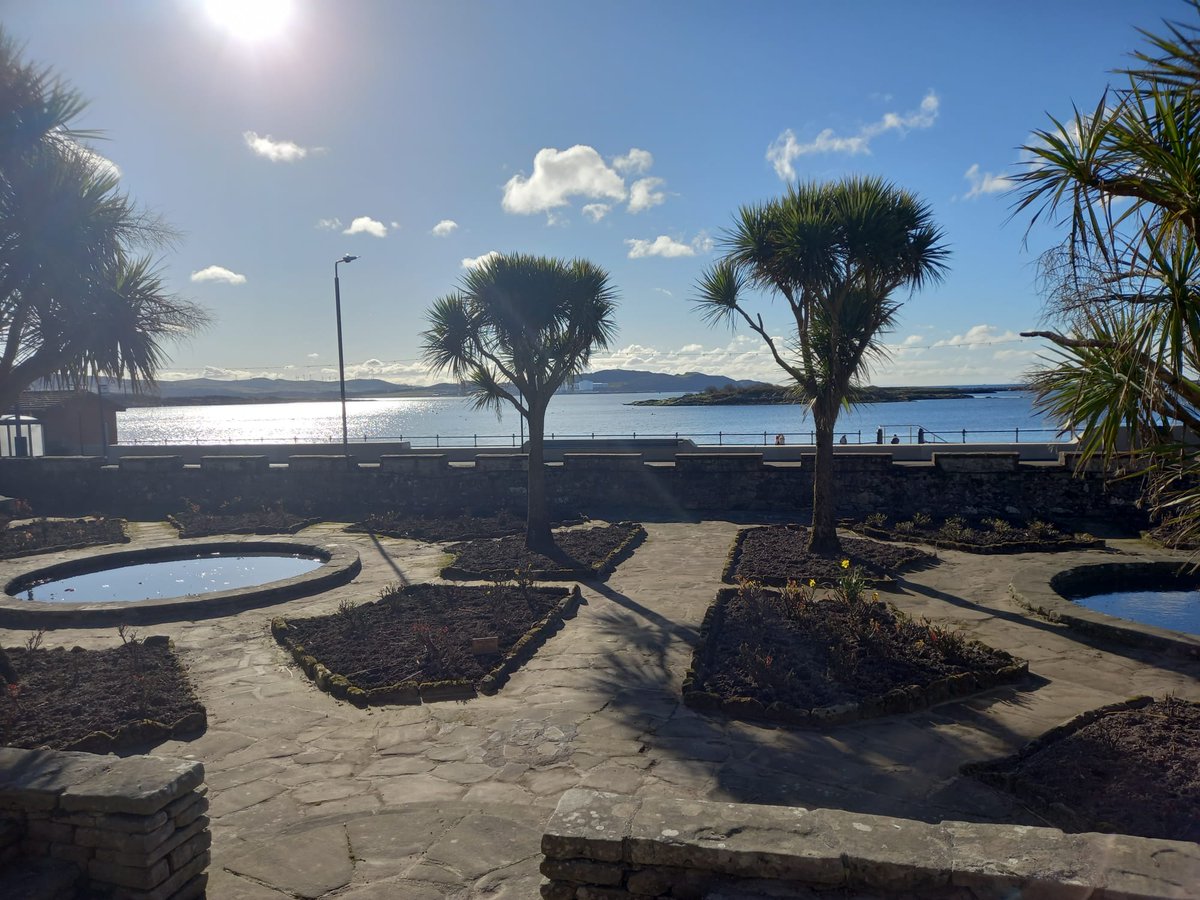 What a beautiful morning for the launch of our Millport hub today, pop in between 10-12 for a cuppa and a chat looking forward to meeting you all 🤗 <a href="/Whatsonmillport/">Whats on in Millport, Isle of Cumbrae</a> <a href="/cumbrae_ps/">Cumbrae Primary</a> <a href="/CumbraeCouncil/">Cumbrae Community Council</a> #Families #parents #Localsupport
