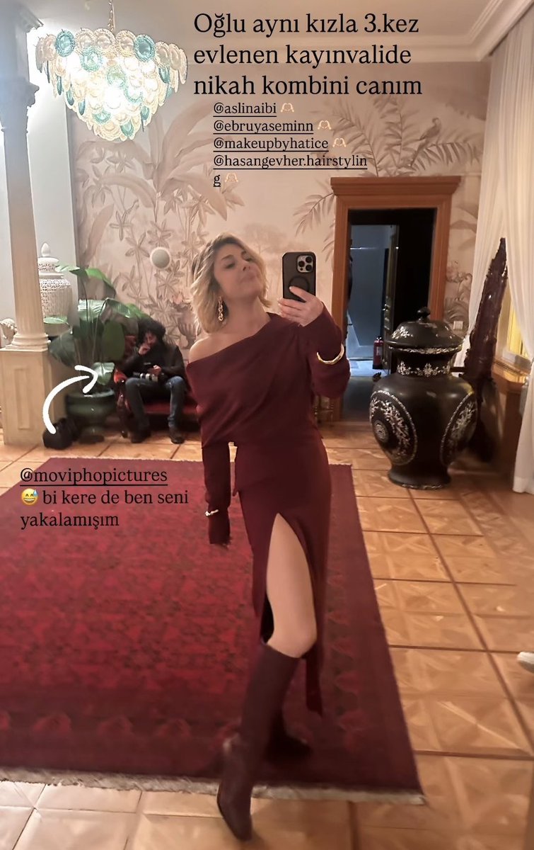 seyvefer's tweet image. Kendini, çizgisini hiç bozmayan tek karakter sanırım Gülgün 
Yalı yandı ama o hep kremlendi 😂😂

#YalıÇapkını