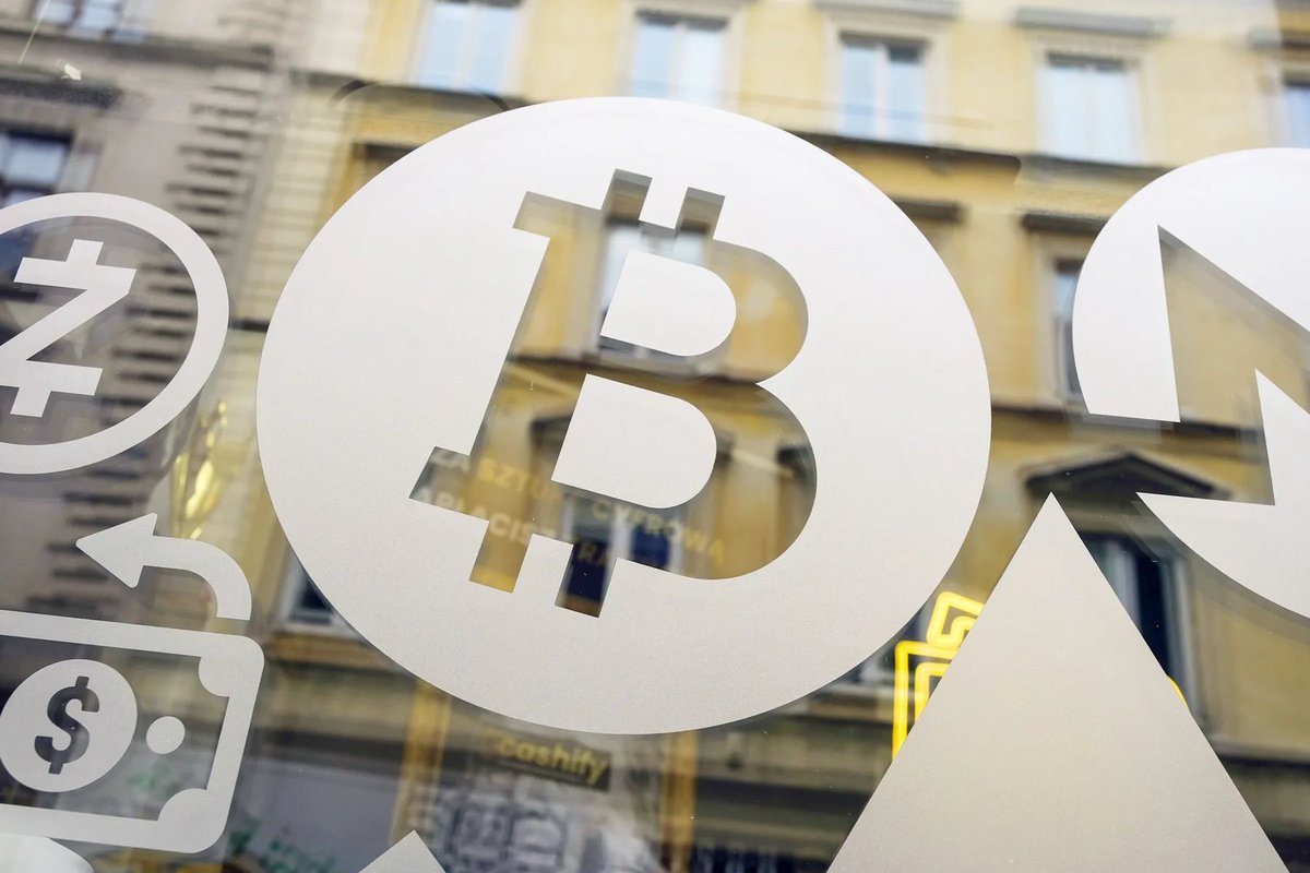 美众议员拟提交法案，确保战略比特币储备政策不被未来总统撤销美国众议员Byron Donalds  计划提交一项立法草案，以正式立法特朗普政府近期签署的行政命令，该命令旨在建立战略比特币储备及美国数字资产储备 。若该法案获批，将确保该政策不会因未来总统的行政命令而被撤销。