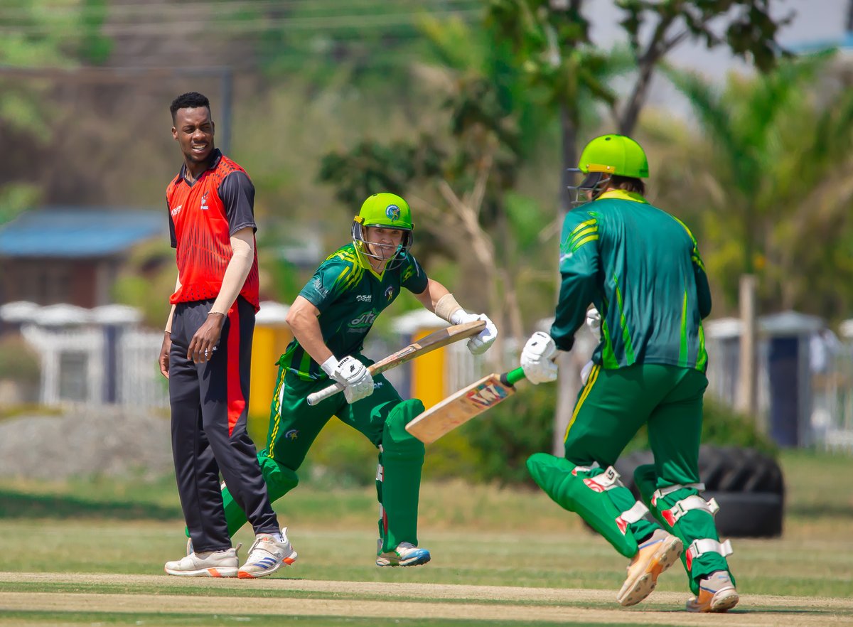 rhinoscric's tweet image. Red vs Green! 
The Pro50 Championship Final showdown goes down this Sunday at Mutare Sports Club and Rhinos will definitely bring the heat! 
#TwoDaysToGo #WeAreRhinos #MOUvRHI