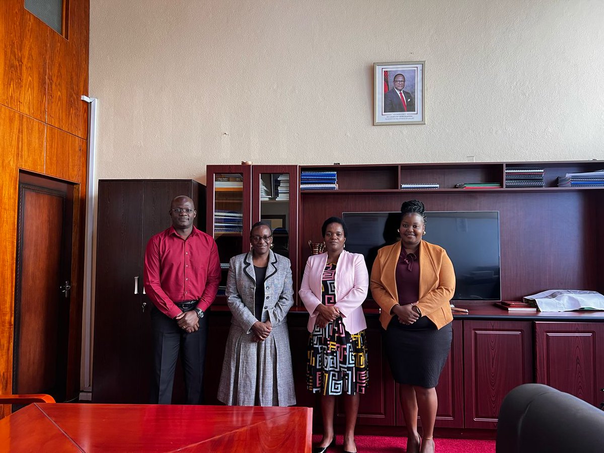 𝐄𝐱𝐜𝐢𝐭𝐢𝐧𝐠 𝐍𝐞𝐰𝐬!
We had exciting discussions with MUBAS Vice Chancellor on a strategic partnership with us...
Focus areas include research &amp; innovation to drive positive change in Malawi. Looking forward to what’s ahead! #MaSP #MUBAS #CollaborationForImpact