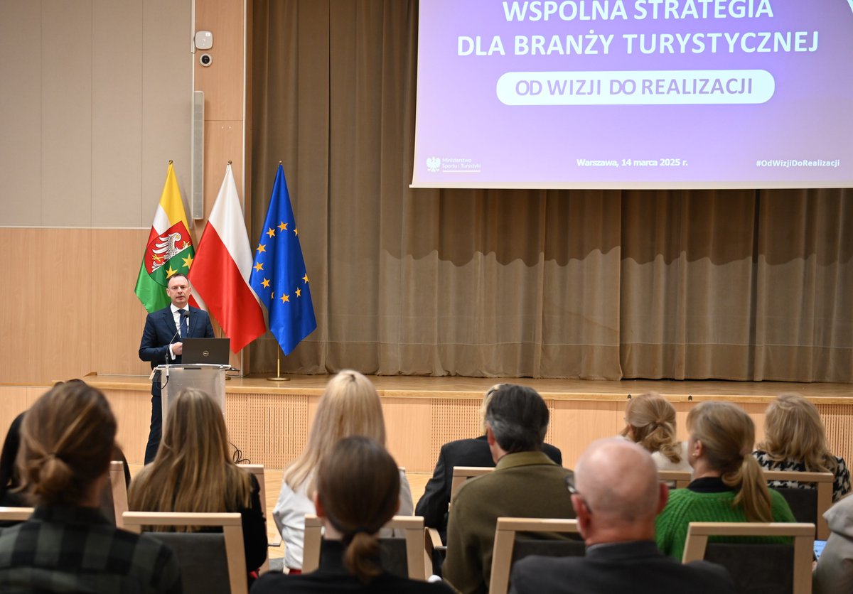 W  Zielonej Górze trwa pierwsza z cyklu 16 konferencji  poświęcona  opracowaniu „Strategii Rozwoju Turystyki dla Polski do 2030 roku, z perspektywą do 2036”.  W trakcie spotkanie przedstawiony zostanie nowy portal „Turystyka+” – wspólny projekt <a href="/SPORT_GOV_PL/">Ministerstwo Sportu i Turystyki</a>  i <a href="/GUS_STAT/">GUS</a>