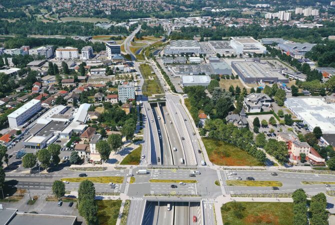 ⚠️[TRAVAUX]
🚧Les travaux de l'échangeur du Rondeau entrent dans une nouvelle phase. Certaines bretelles vont être fermées dont la bretelle Rocade Sud &gt; A480 (dir. Sisteron). La ligne C6 M réso ne circulera pas entre Le Prisme et Gd Place.
🔗Plus d'info : mobilites-m.fr/travaux-rondeau
