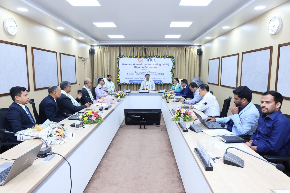 DrManikSaha2's tweet photo. A significant step towards boosting tourism in Tripura.

Glad to be present during the signing of MoU between the Government of Tripura and Indian Hotels Company Ltd. (IHCL) for development of Taj Pushpavanta Palace Hotel.

This world-class 5 star hotel with four exclusive rooms & touch of royal era will be a milestone in the State's history, enabling the people from the world to know more about the Maharajas of Tripura.