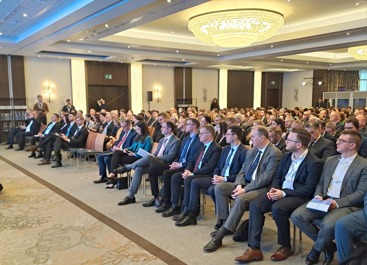 🗨 The stability of the #WesternBalkans is directly linked to the stability of #Europe

At #BBF2025, organised by <a href="/hiia_budapest/">Hungarian Institute of International Affairs</a>, I reiterated 🇭🇷's support to the region's Euro-Atlantic integration, while stressing the importance of fulfilling #EU accession criteria &amp; reforms