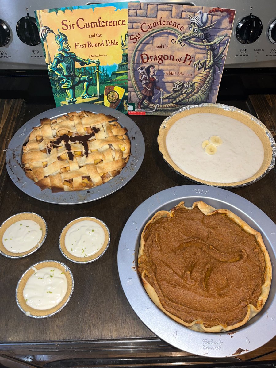 Happy Pi Day to all who celebrate. Thx for making this a tradition in our house <a href="/HTrentEvans1/">HTrentEvans</a> 

#plantbasedpie!