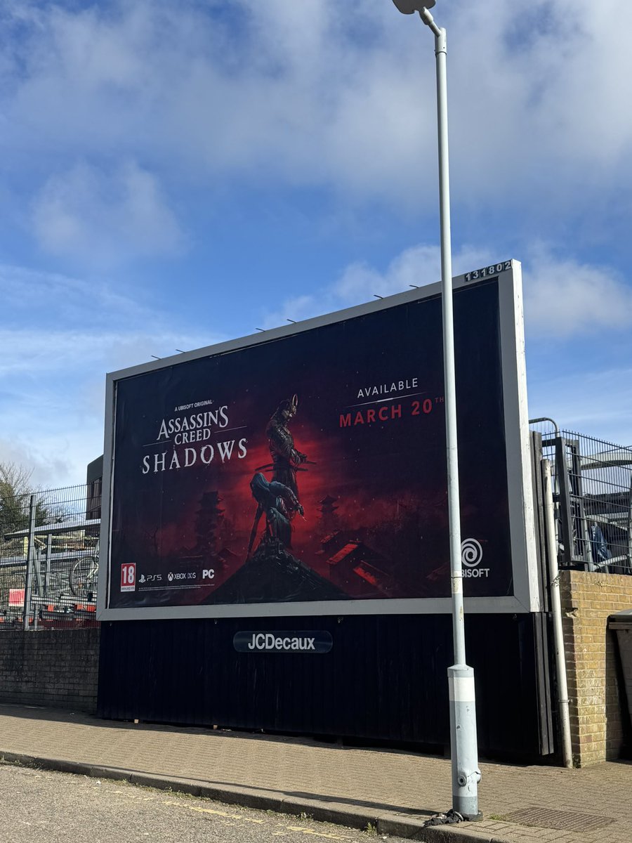 mmandyel's tweet photo. Clasica publicidad de donde vivo… Ahora me ha re-entrado el hype https://t.co/PYCRs2xKNi