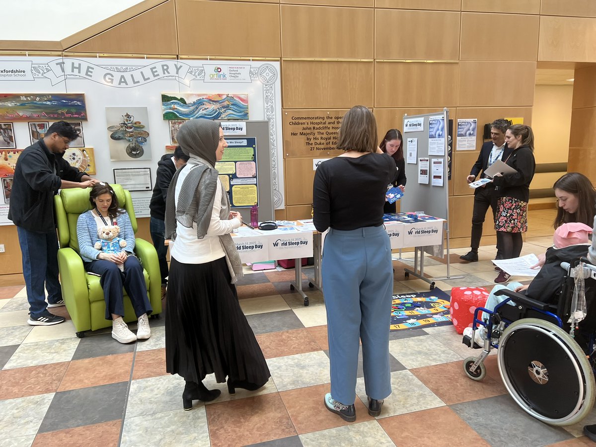 Oxford Neuroscience (@oxneuro) on Twitter photo Good turnout for our public activies at the John Radcliffe Hospital on #WorldSleepDay <a href="/neuroplastics/">The Neuroplastics</a> @oxfordbrc @ndcnoxford Good turnout for our public activies at the John Radcliffe Hospital on #WorldSleepDay <a href="/neuroplastics/">The Neuroplastics</a> @oxfordbrc @ndcnoxford