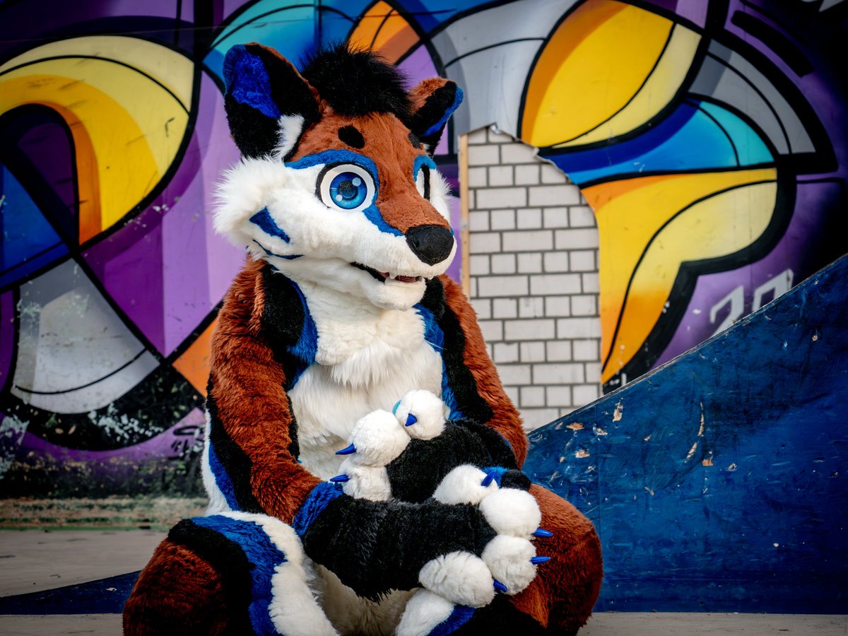 Happy fursuit friday !!! You you think there is a thought behind the eyes ? 
📷 @linda.verweij.fotografie 
&gt;
&gt;
&gt;
&gt;
#fursuitfriday #fursuiting #fursuiter #fursuitphoto #fursuitphotoshoot  #fursuitphotography #fursuitphotos #fursuitfriday✨ #fursuiters #fursuitersofinstagram