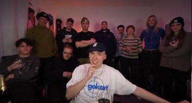 Scurrows tweet media