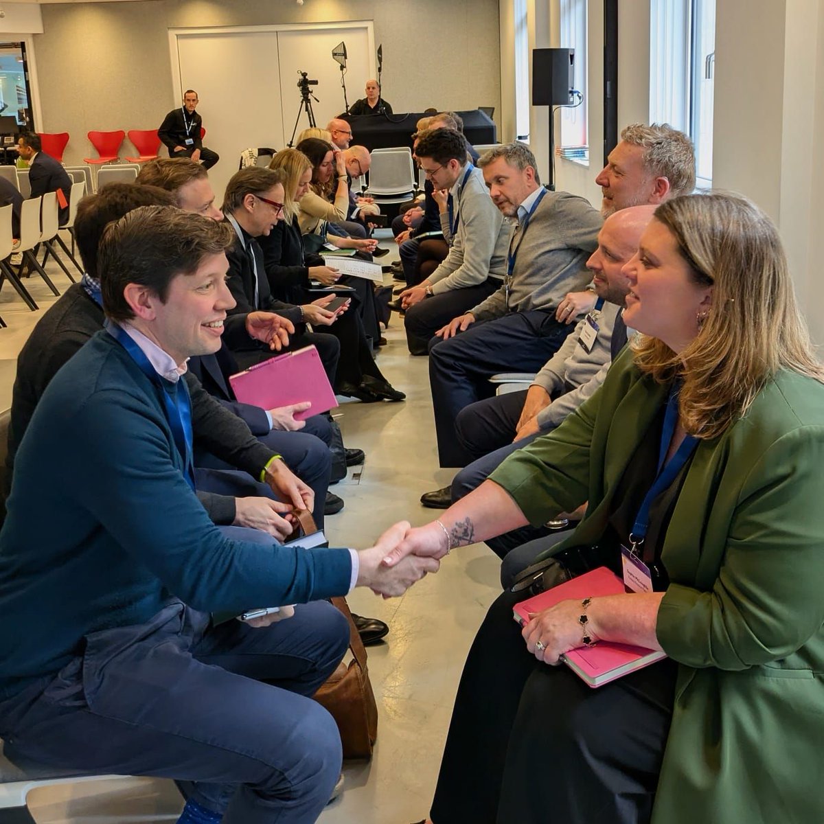 OwenJamesFS's tweet image. Our structured networking at yesterday&apos;s WealthTech Matters Spring provided a platform for in-depth discussions, helping participants forge stronger professional connections and nurture a dynamic community of expertise. 🤝

#WealthTechMatters #structurednetworking