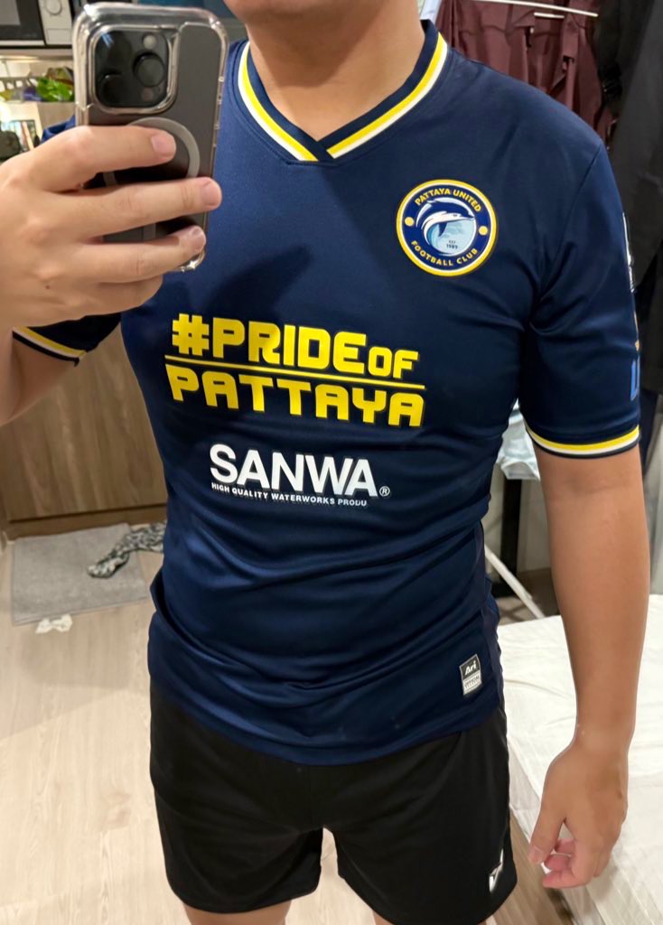 เสื้อเริ่มแน่นขึ้นเรื่อยๆแล้วอ่ะ