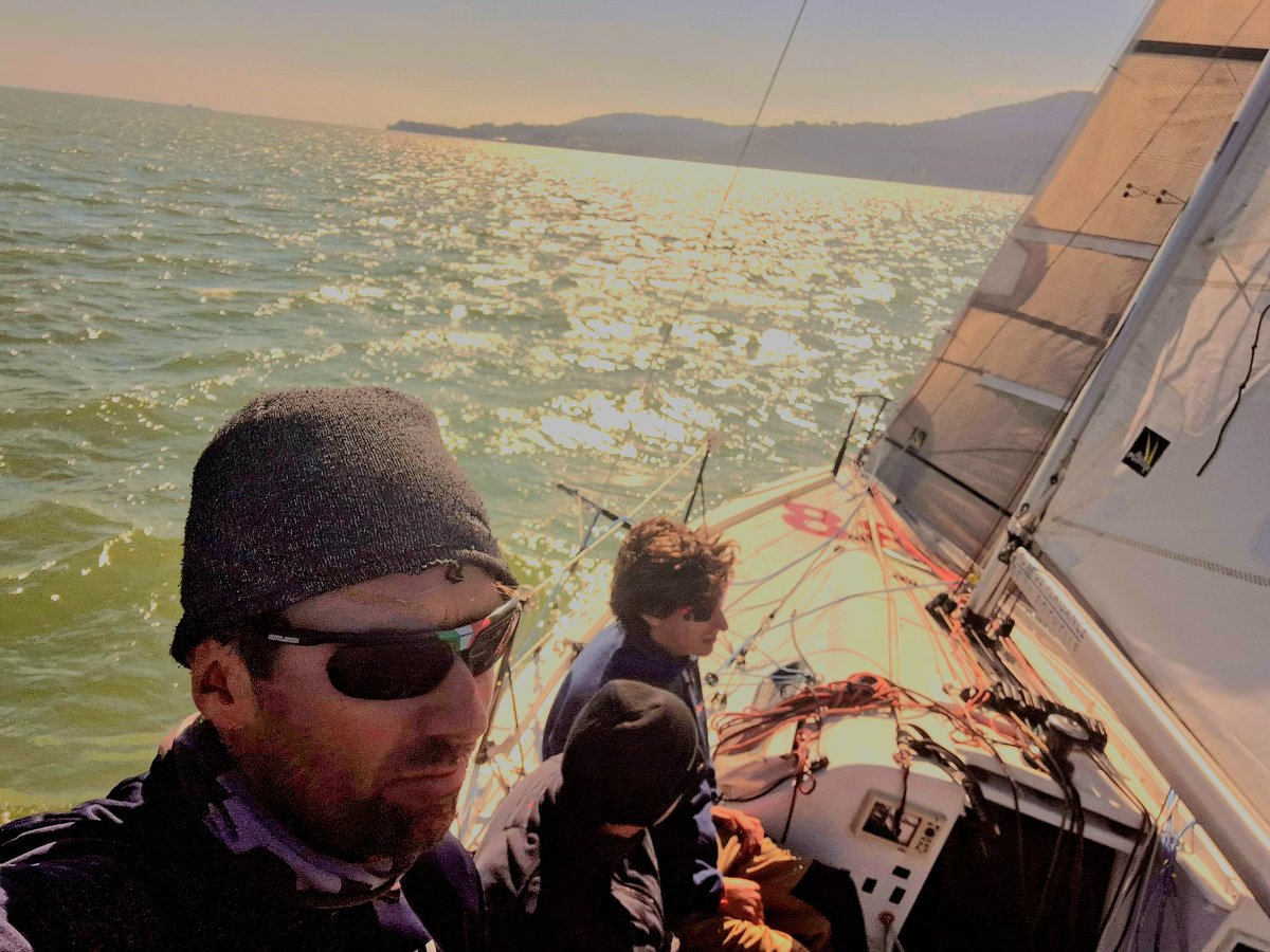 Ogni volta che si "torna in acqua" inizia un sogno <a href="/ItalianNavy/">Marina Militare</a>
PEGASO ITA 883 una nuova avventura da scrivere a suon di miglia, emozioni e crescita con l' equipaggio da addestrare.
Bulloni, check list infinite e briefing lasciano spazio alle prove in mare <a href="/SaliceOcchiali/">Salice Occhiali</a>