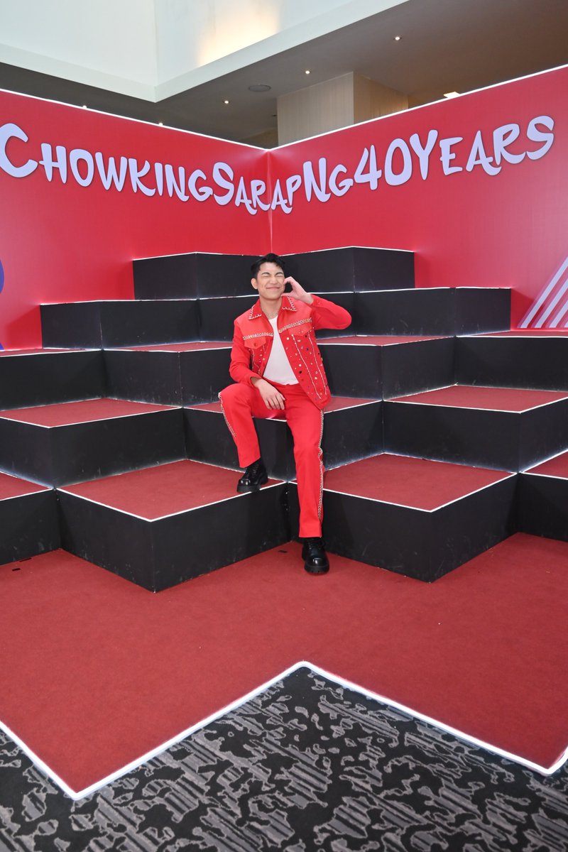 chowking_ph's tweet photo. Darren definitely brought the unstoppable energy with his electrifying ChaoFanalo performance! 🔥
#ChowkingSarapNg40Years
@Espanto2001 https://t.co/s2yqeYP9Ec