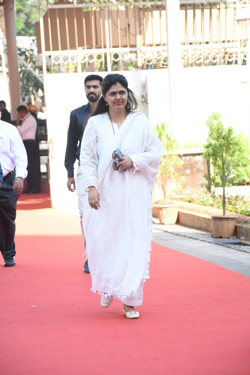 pmo_munde's tweet photo. 📍 विधानभवन, मुंबई.

📎 अर्थसंकल्पीय अधिवेशन | दिवस पाचवा 

@Pankajamunde
 
#budgetsession2025 
#MahaBudget 
#PankajaMunde 
#अर्थसंकल्पीयअधिवेशन
#अर्थसंकल्पीयअधिवेशन२०२५
#MahaBudgetSession
#MahaBudgetSession2025
#PankajaMunde https://t.co/WpNSpIoV4f
