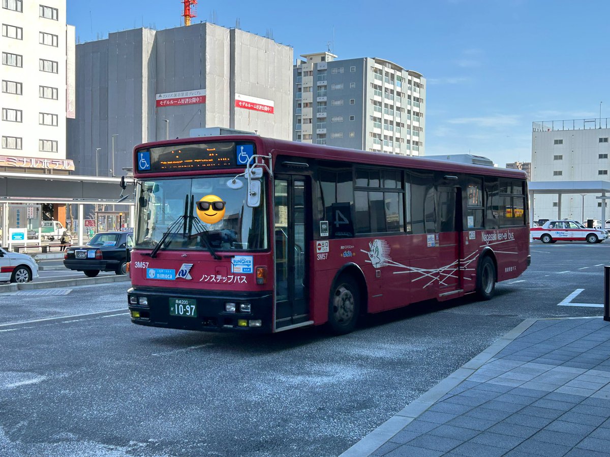 nimatsu188's tweet photo. いつの間に諫早に転属してたんですか！？ https://t.co/RnEMiYoTMQ