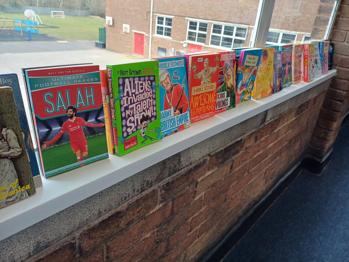 Colmers_FarmPS's tweet image. Here are some more pictures of our fantastic mini pop up swap shops! 🤩 Thanks to the @lonbookproject for donating the fantastic books for our children! We hope you all had a fantastic world book day, with some excellent books to read in your Readathon! 📚📖 @ExcelsiorMAT #WBD25