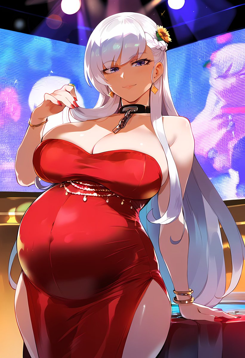 Royal_Corrupted's tweet photo. Her husband is on a business trip, so she's at the club for company https://t.co/q5o7L1zWKU