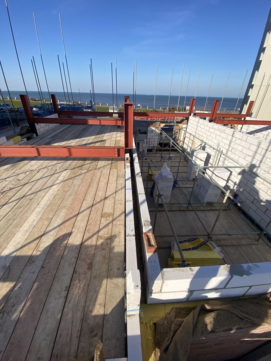 gaskinbuilders_'s tweet photo. Just look at the outstanding sea views that are starting to emerge as we go up now to the first floor at Burlington Terrace on The Esplanade here in #Sheringham 🌊

Remember, these are three storey houses, so imagine it when we are at full height! 🤩

With the crash decks installed & second lift around plot 3 & the rest of the #scaffolding access getting erected, the site is pushing on faster, safer & better than ever 👍🏻

This is enabling the Gaskin Builder boys to pull it out of the bag, every day – with outstanding block & brick work & more steels going in 👷🏻‍♂️

It's attracting a LOT of interest from the locals, especially now the Spring sunshine is on fine form & we only expect more as the tourists are rolling in... 🍦

#Norfolk #Newbuild #BurlingtonTerrace #TheEsplanade #GaskinBuilders #ConstructionProgress