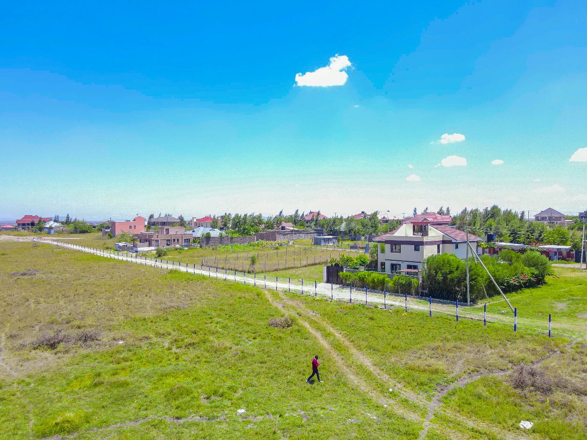 fanaka_limited's tweet image. Kitengela has been a prime location for home 🏡 owners for the longest. Now we are here. 
Enjoy unbeatable prices, great service and the best plots for sale in Kitengela. 
Launch happening today at 11AM. 
Call 0799001155 for more details.
#kitengela #primeplots #landforsale