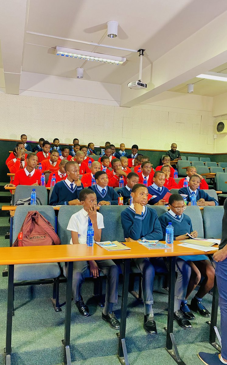 DUT Video Technology Department and DUT Community Engagement are hosting learners from Mhawu &amp; Nwabi High Schools for an exciting campus visit! This  provides valuable exposure to university life and future career opportunities. #dutcares #DUTENVISION2030 #DutEngaged