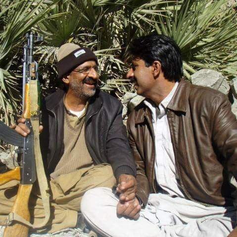 یہاں پر دہشت گرد تنظیموں کے سربراہان، جو کہ بیرونی ممالک میں پرآسائش زندگی گزار رہے ہیں، ان کی نام نہاد گمشدگی کا بیانیہ بنا کر ہفتوں پورے بلوچستان کو بند کر دیا جاتا ہے۔
#Balochistan