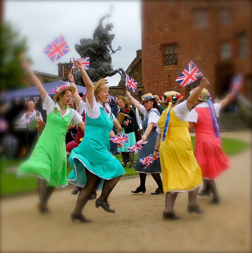 shrewsmorris's tweet photo. Good Morning everyone, have a great POETS DAY! Remember, there’s a Morris team here that loves you all. Be safe. 💃🕺🪗💕😊 https://t.co/m8f8Gnu2LS