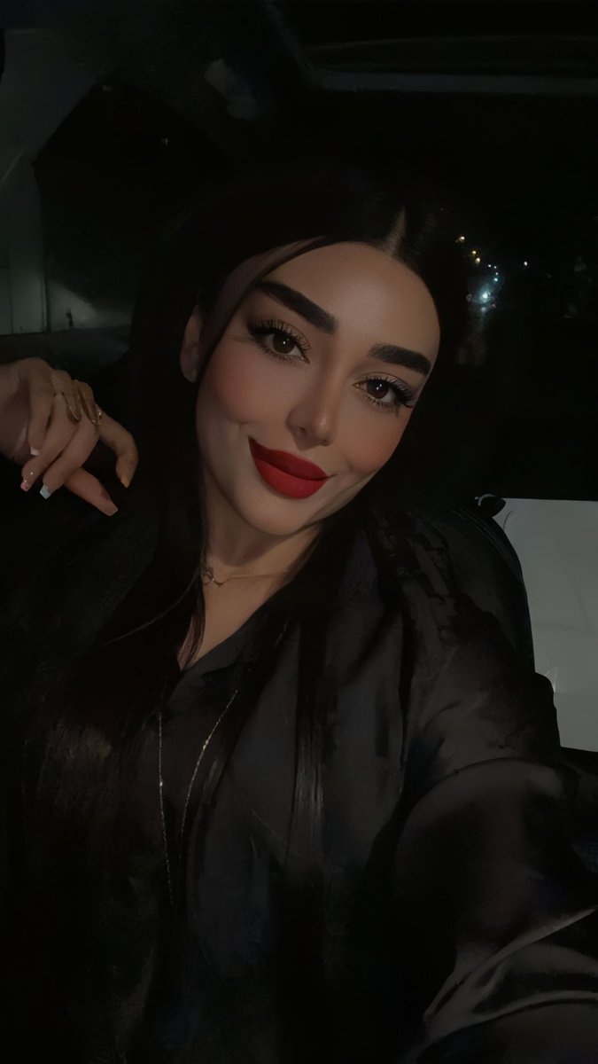 هم فالو کن بک میدم
هم منشن بزار بقیه فالوت کنن