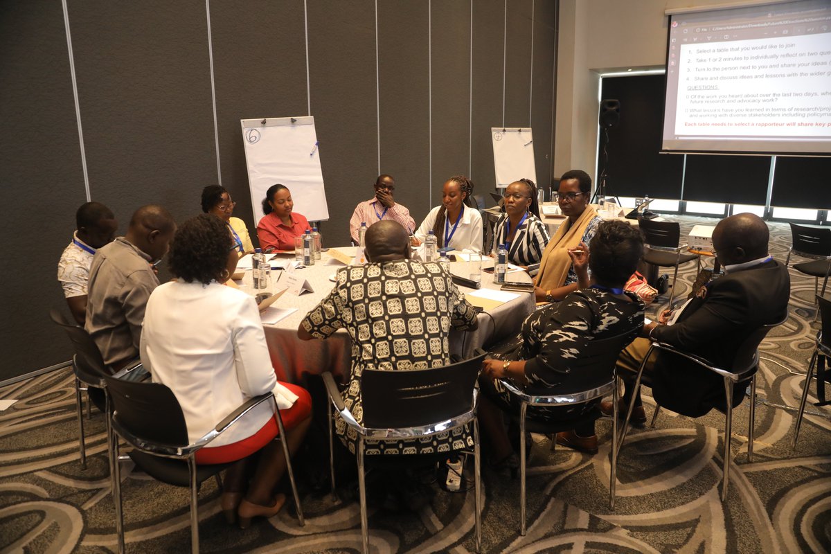ScienceAfrica5's tweet photo. 📌Discussion sessions on lessons learned in terms of research/project design, implementation and working with stakeholders including policymakers.

CC
@IDRC_ESARO 
@PEPnetwork 
@GrOW4Women 

#GrOW-EA
#WomenEmpowerment 
#policy
#Advocacy 
#LessonsLearned 
#BreakingGenderBarriers https://t.co/FfJUv5Sg81