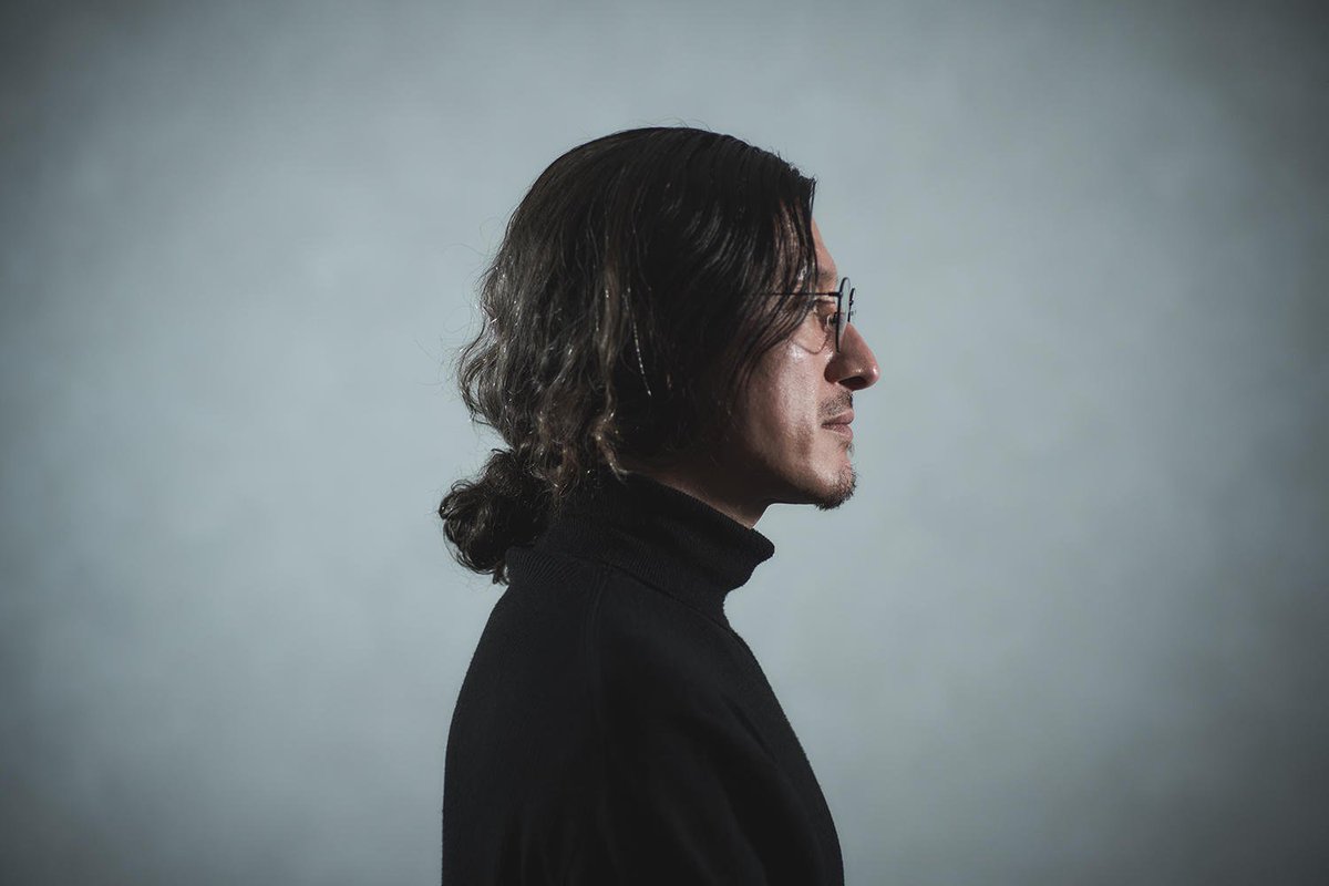 【#インタビュー】
一瞬で打ちのめされる強い音、即ちロック──downy「第八作品集『無題』」を青木ロビンが語り尽くす

🔗sensa.jp/interview/2025…

#downy <a href="/downy_official/">downy</a> 

取材・文：石井恵梨子(<a href="/Ishiieriko/">石井恵梨子</a> )
撮影：朝岡英輔