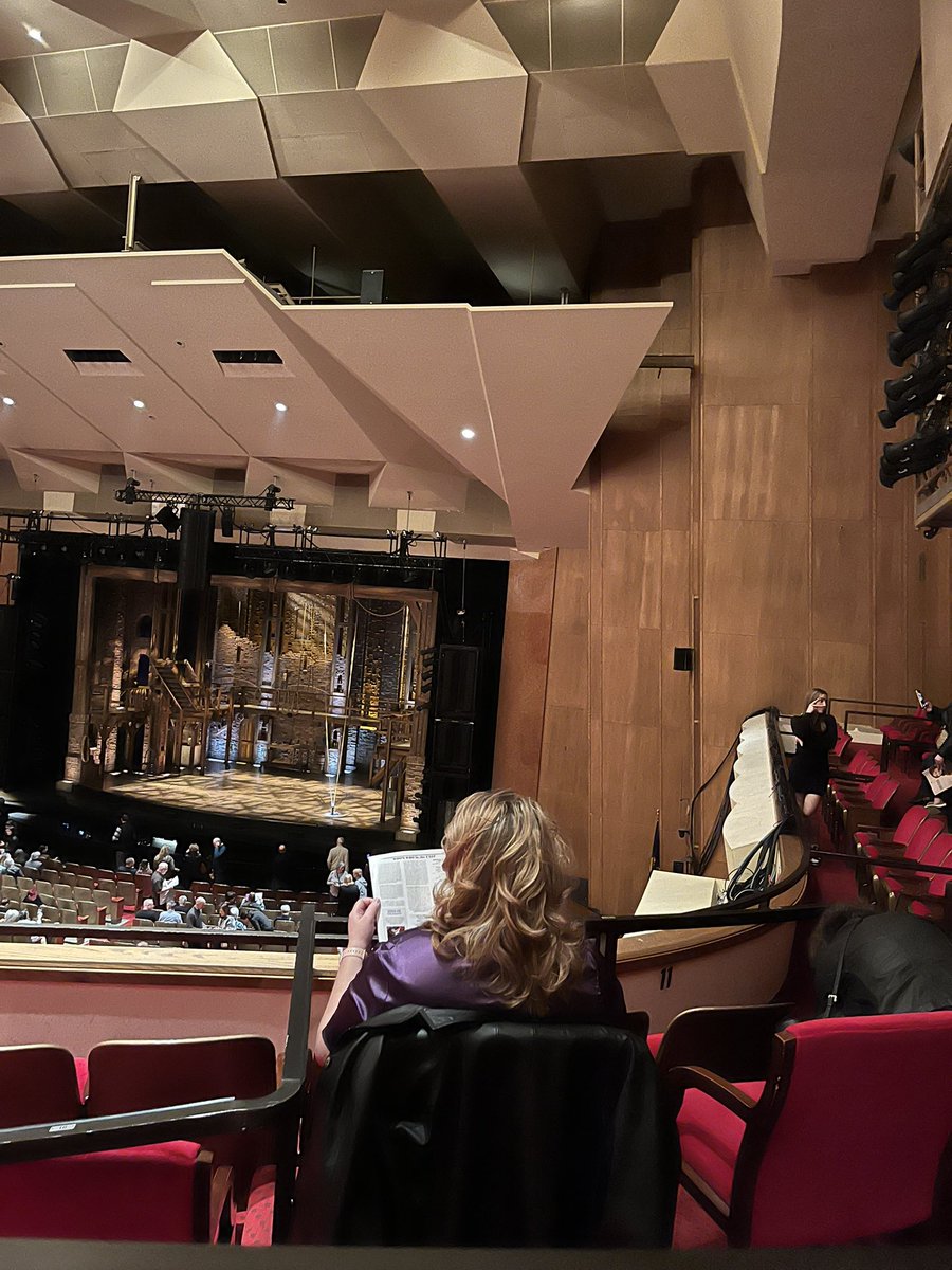 taradublinrocks's tweet photo. Rise up (because I’m in 1st row of the balcony behind the rich people in the fancy box seats)! @HamiltonMusical @Lin_Manuel
#Hamilton #Hamiltour #Portland https://t.co/qOtVhF7euo