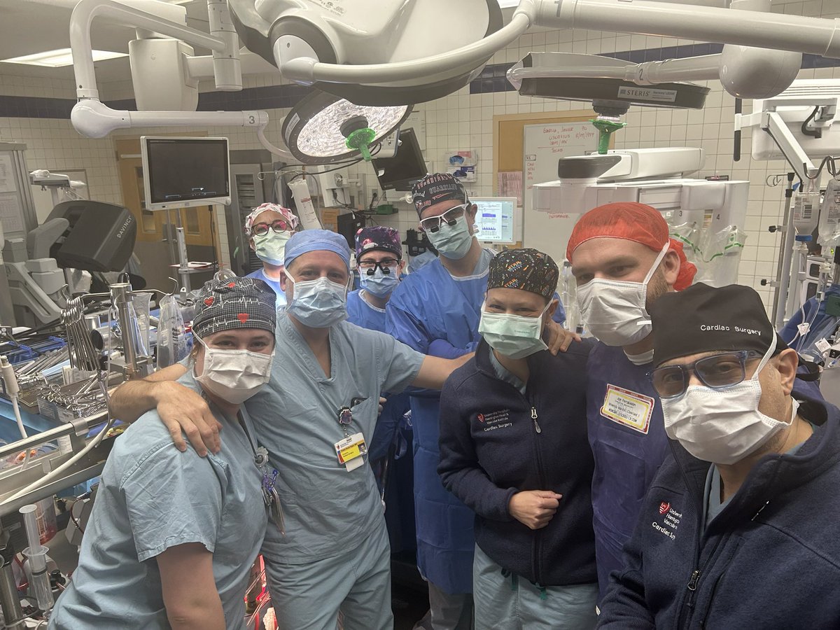 Mamadi Papus Keita, MD (@mpkeitamd) on Twitter photo Another boundary pushed with our first Totally Endoscopic Coronary Artery Bypass (TECAB)!!! The robot is here to stay at <a href="/UHhospitals/">University Hospitals</a>. This is division 1 cardiac surgery. Honored to learn from this group <a href="/HarringtonHVI/">UH Harrington Heart & Vascular Institute</a> <a href="/UHCTSurgery/">UH CT Surgery</a> <a href="/CWRUSOM/">CWRU School of Medicine</a> Another boundary pushed with our first Totally Endoscopic Coronary Artery Bypass (TECAB)!!! The robot is here to stay at <a href="/UHhospitals/">University Hospitals</a>. This is division 1 cardiac surgery. Honored to learn from this group <a href="/HarringtonHVI/">UH Harrington Heart & Vascular Institute</a> <a href="/UHCTSurgery/">UH CT Surgery</a> <a href="/CWRUSOM/">CWRU School of Medicine</a>