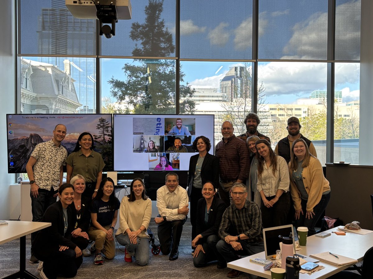 Analise Rivero tweet media